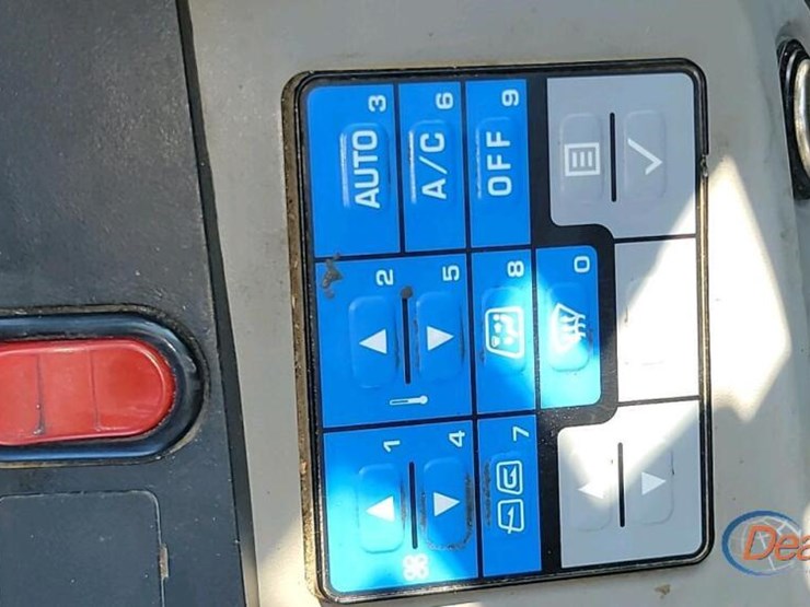 2019-komatsu-wa320-8-image-35