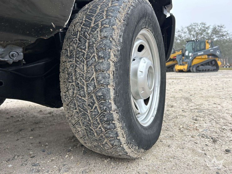 2012-ford-f350-image-25