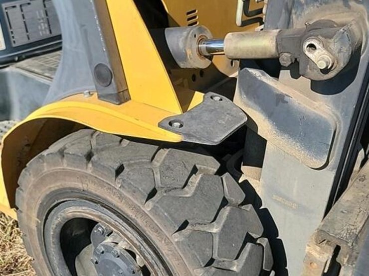 caterpillar-p6000d-image-11