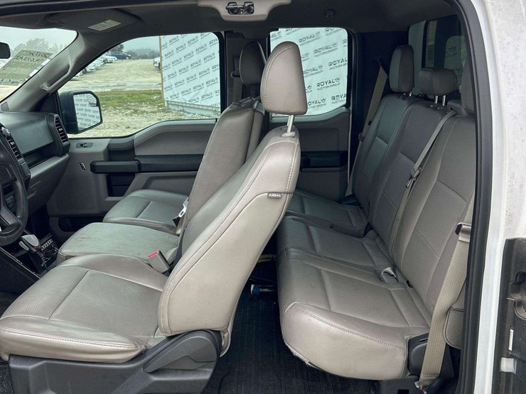 2017-ford-f150-image-23