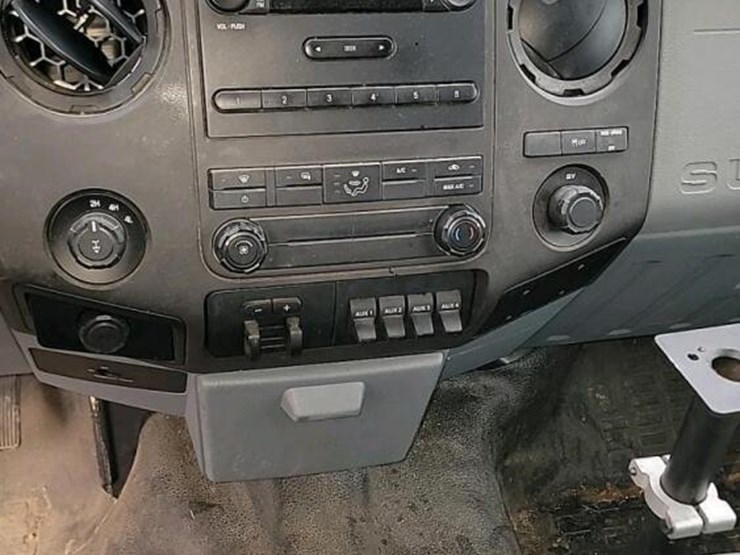 2013-ford-f250-image-10