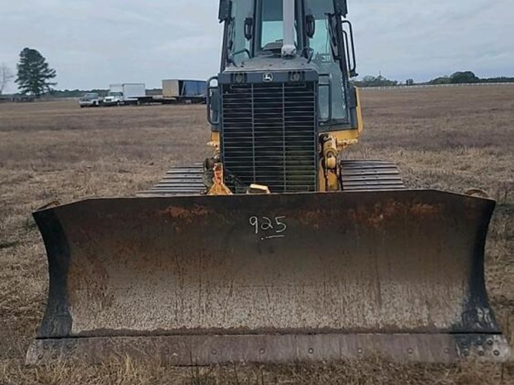 deere-700j-xlt-image-2