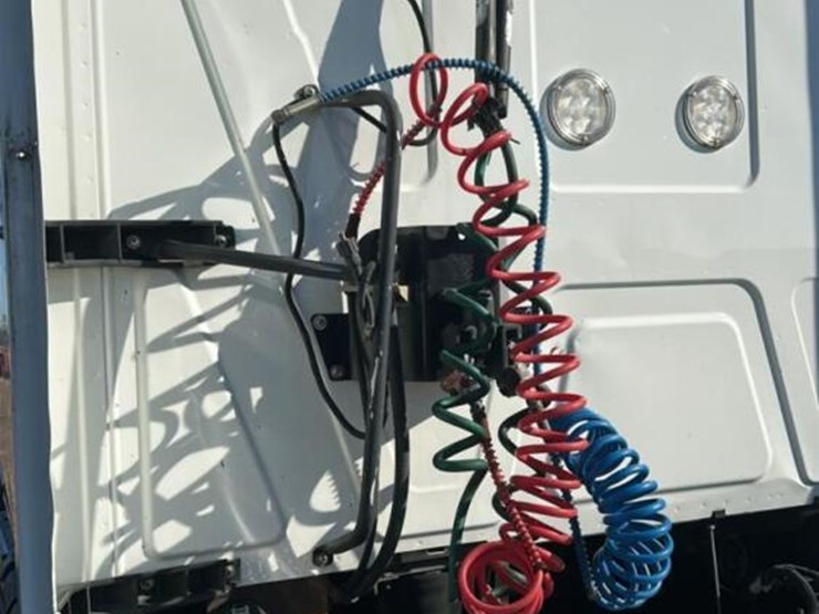 2015-international-prostar-image-18