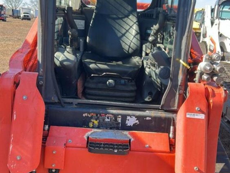 2021-kubota-svl75-2-image-5