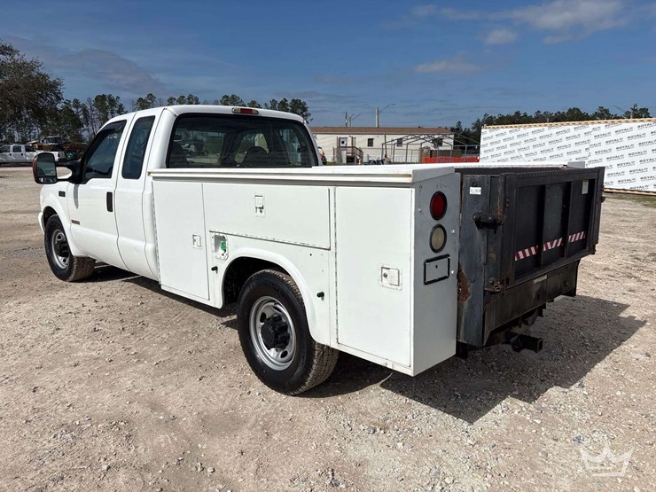 2004-ford-f250-image-4