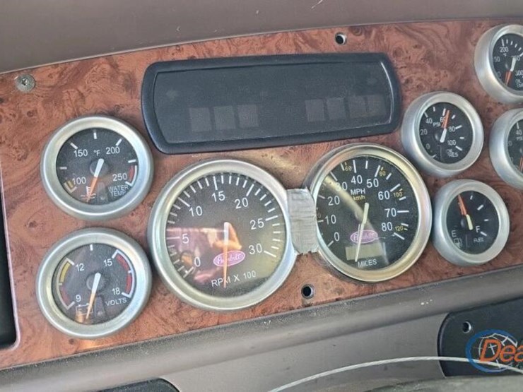 2006-peterbilt-387-image-19