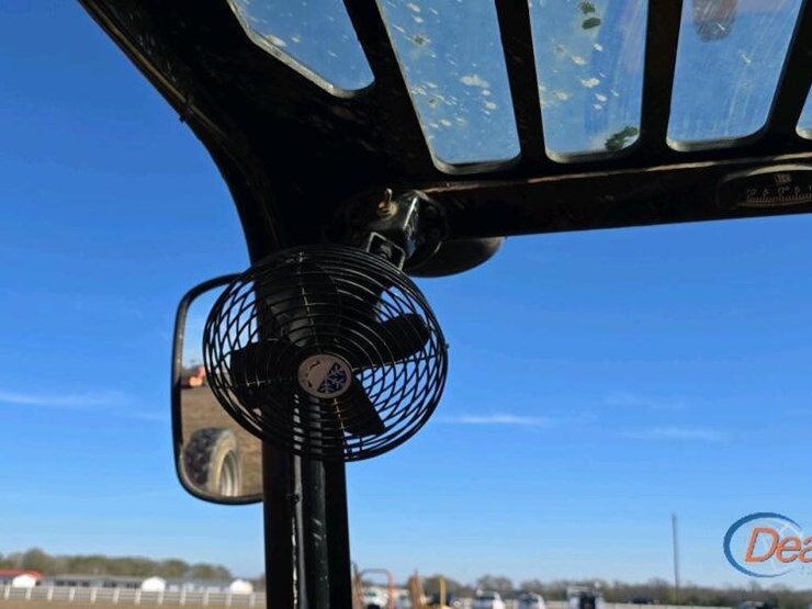 2018-jcb-505-20-image-28