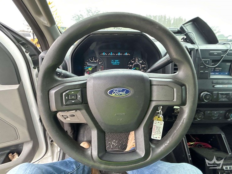 2017-ford-f150-image-14
