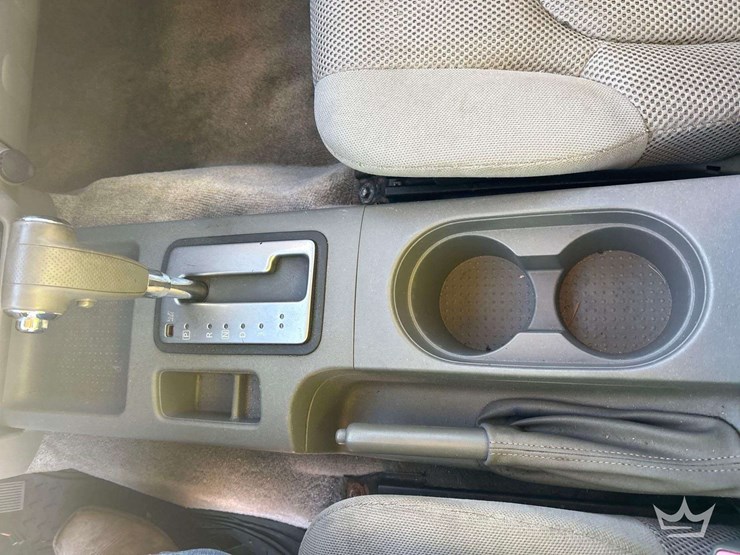 2005-nissan-frontier-image-19