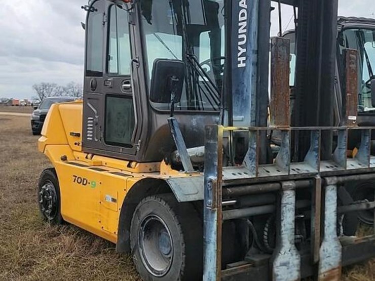 hyundai-70d-9-image-3