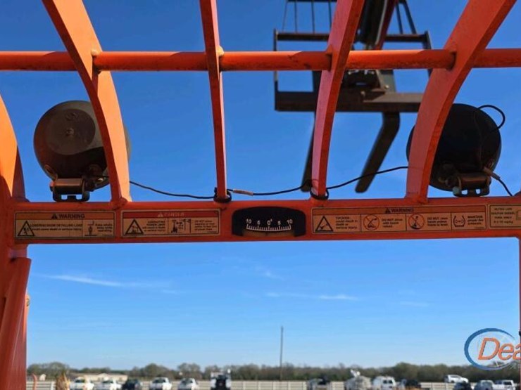 2014-sky-trak-6042-image-25