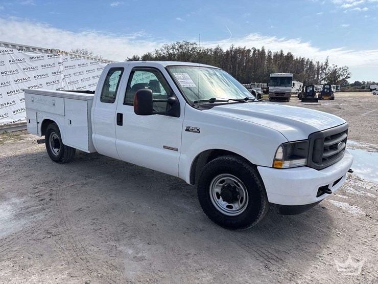 2004-ford-f250-image-2