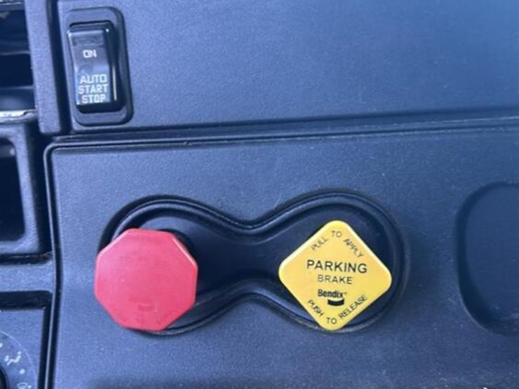 2015-international-prostar-image-27