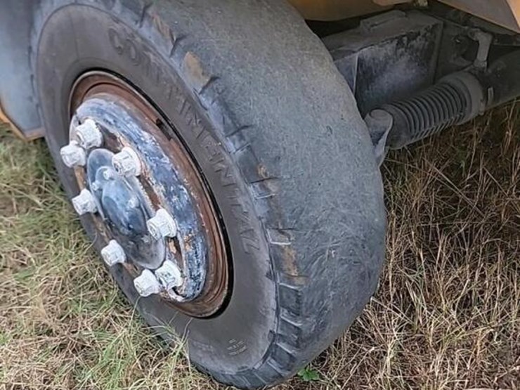 hyundai-70d-9-image-6