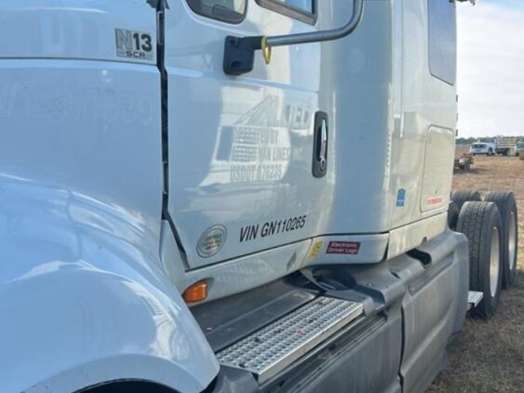 2016-international-prostar-image-15