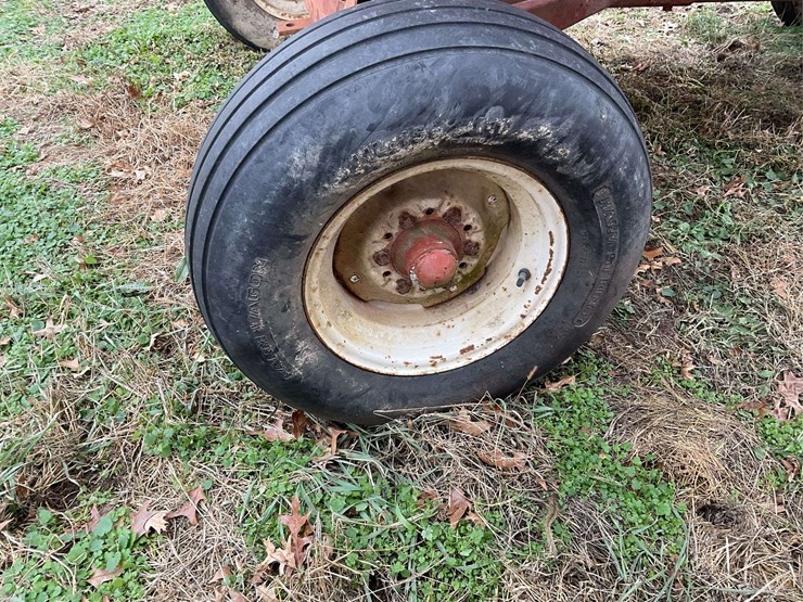 gravity-flow-wagon-image-6