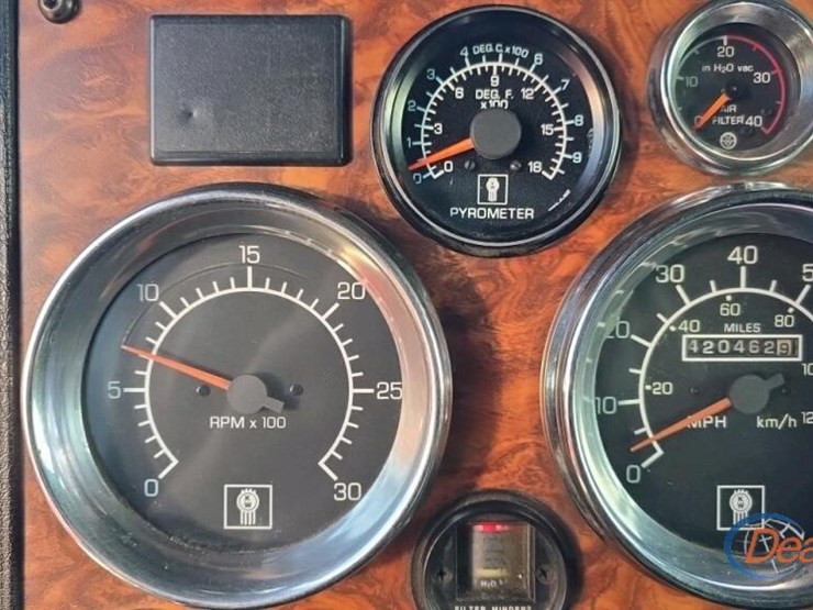 kenworth-w900-image-38