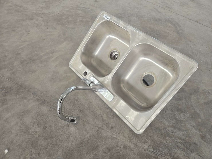 stainless-steel-sink-image-5