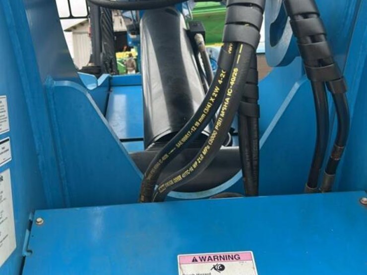 2017-genie-gth844-image-14