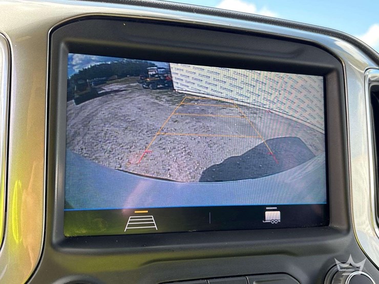 2019-chevrolet-silverado-1500-lt-4x4-crew-cab-pickup-truck-image-22