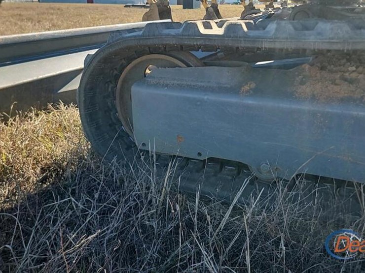 takeuchi-tb335r-image-24