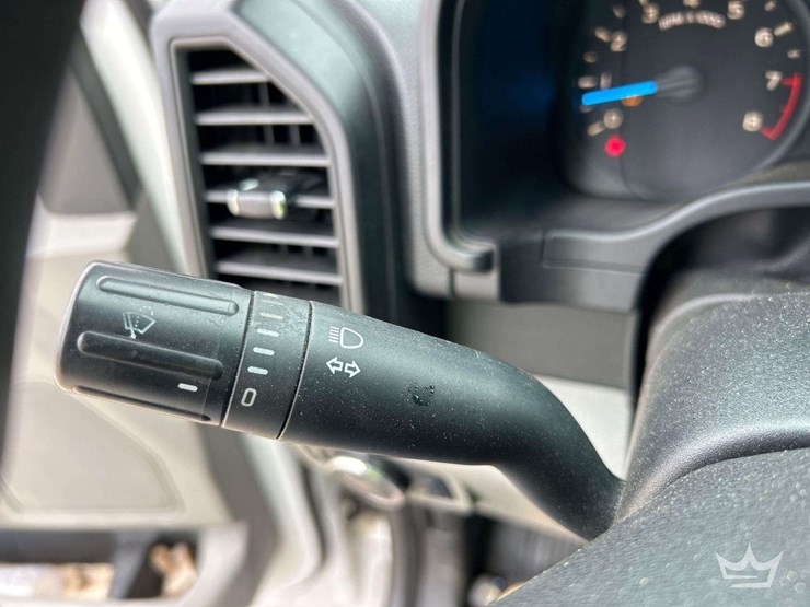 2017-ford-f150-image-15