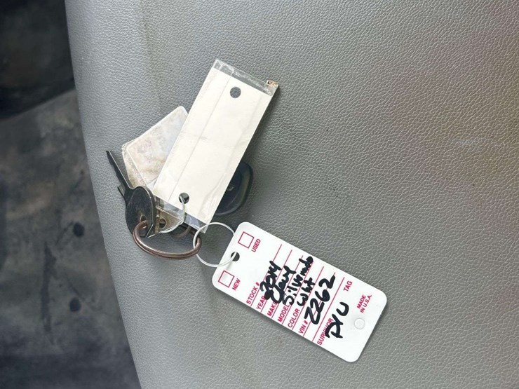 2014-chevrolet-silverado-1500-image-22