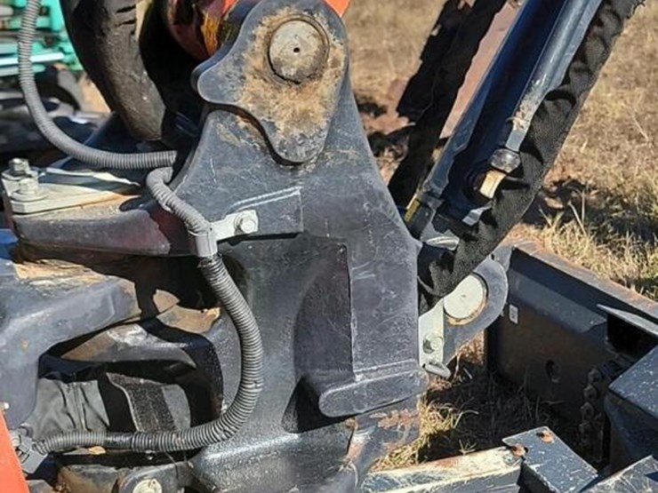 2022-kubota-kx040-image-6