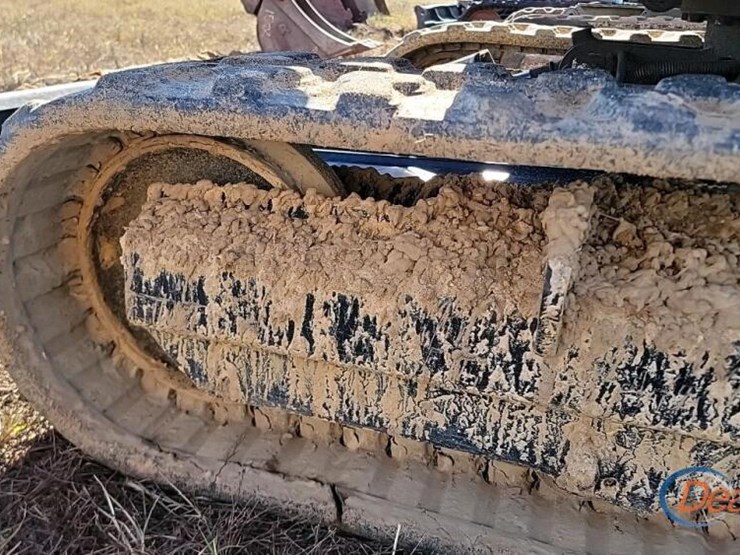 2020-caterpillar-302.7d-image-16