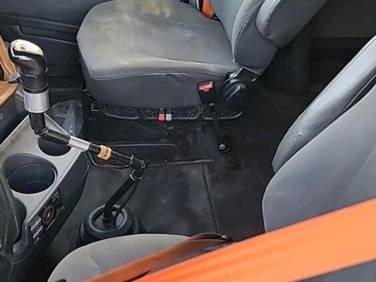 2016-international-prostar-image-16