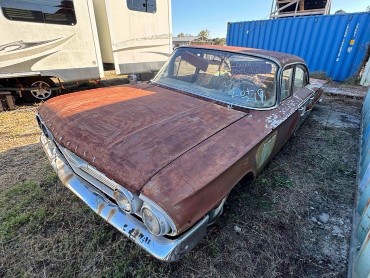 1960-chevy-bel-air-image-1