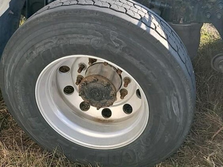 2016-international-prostar-image-15