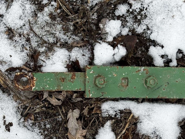 heider-12'-box-wagon-on-john-deere-running-gear-image-10