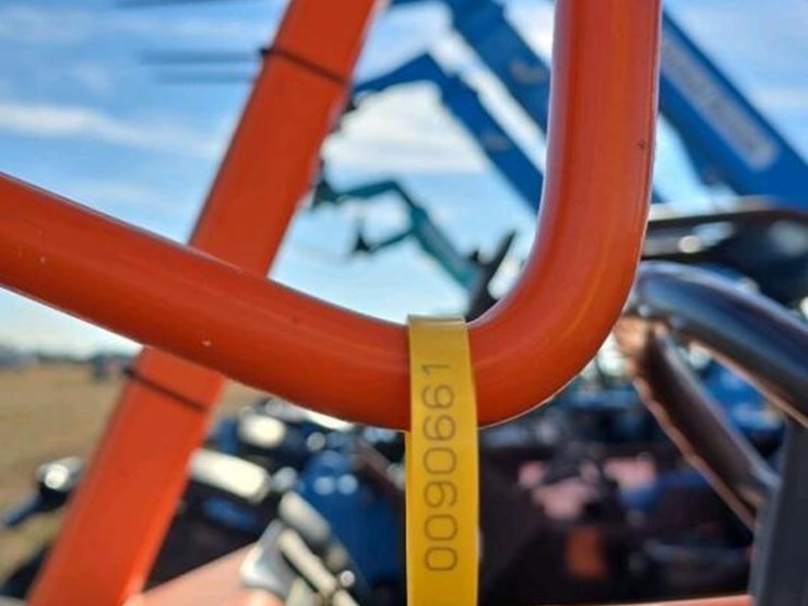 2014-sky-trak-6042-image-30