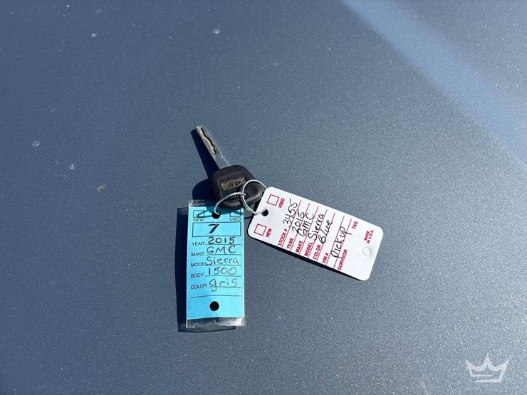 2015-gmc-sierra-1500-slt-image-25