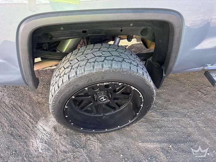 2015-gmc-sierra-1500-slt-image-23