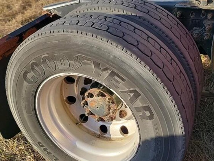 international-prostar-image-8