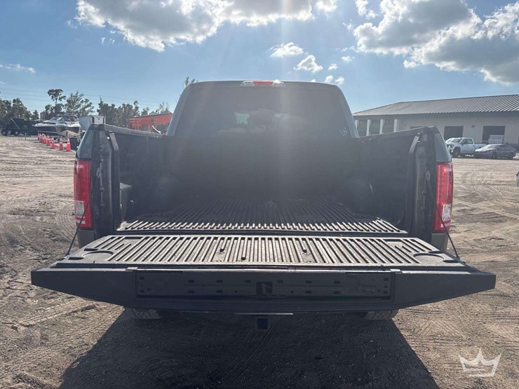 2015-ford-f150-image-4