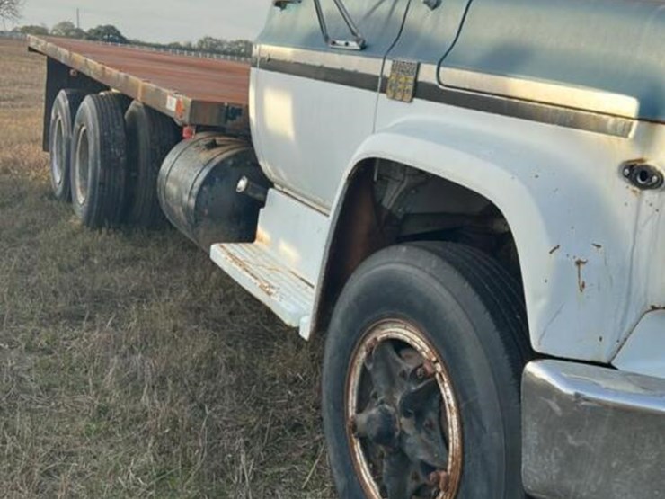 1975-chevy-ce668-truck,-s/n-cce66v160876-(no-title---bill-of-sale-only):-as-is,-non-running-image-3