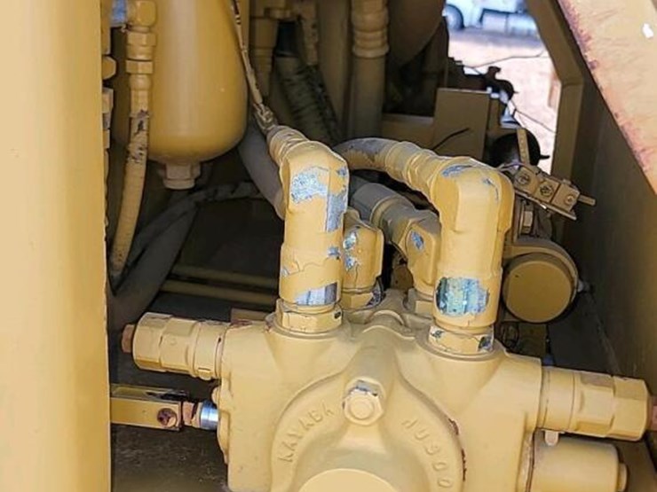 2002-morooka-mst2200-image-15