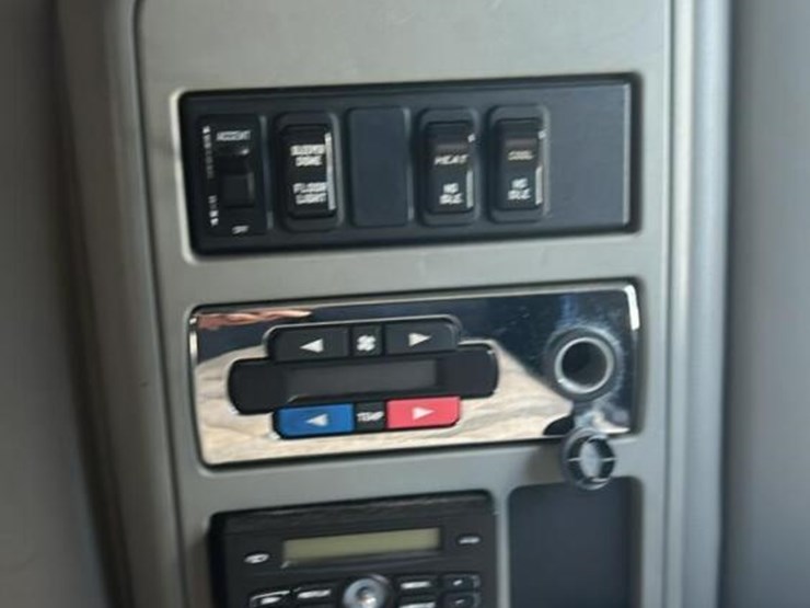 2016-international-prostar-image-29