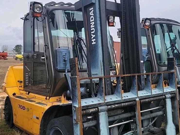 2020-hyundai-70d-9-image-3