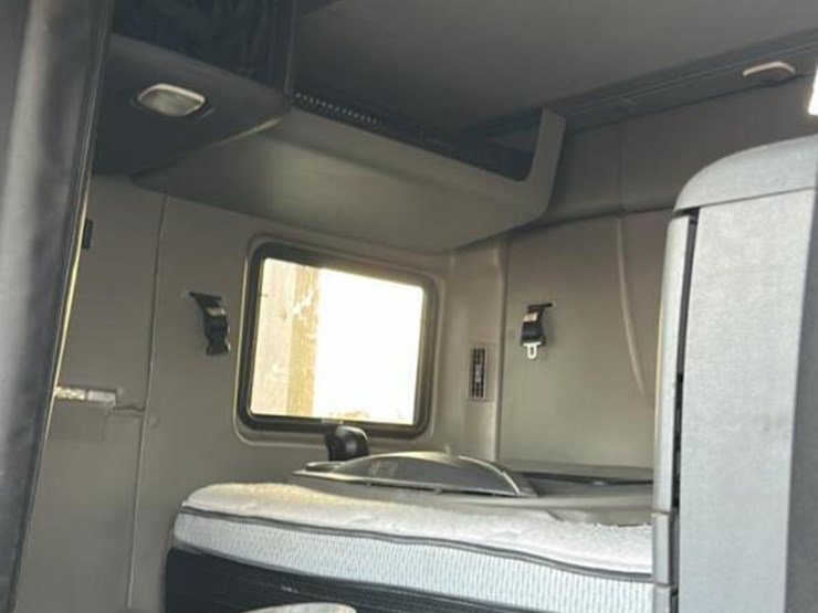 2015-international-prostar-image-20