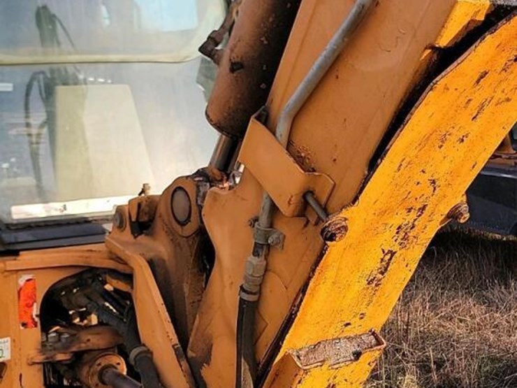 2010-case-590sm-image-17