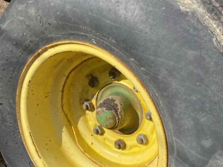 top-air-pull-type-1000-gallon-folding-sprayer,-s/n-6301-w/-monitor-image-4