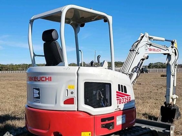 takeuchi-tb335r-image-3
