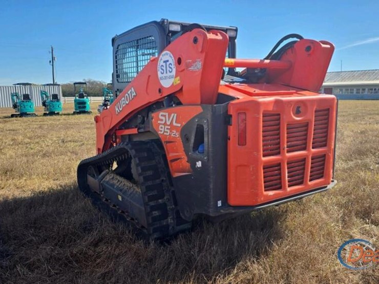 kubota-svl95-skid-steer,-s/n-41281:-c/a,-no-bkt.,-2361-hrs-image-5