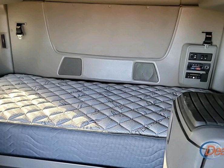 2016-international-prostar-image-19