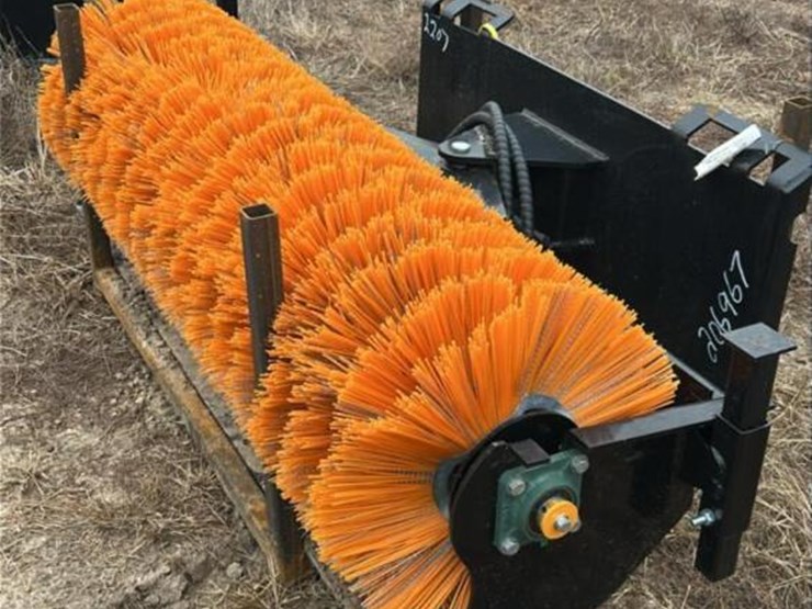 future-se61-61"-hydraulic-sweeper,-s/n-510104-image-2