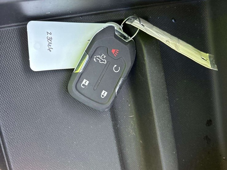 2020-gmc-sierra-1500-slt-image-25